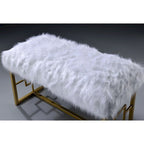 Banc rembourré en fausse fourrure de style moderne avec panneaux latéraux géométriques, blanc et doré - 21 H x 17,5 L x 37,5 P pouces