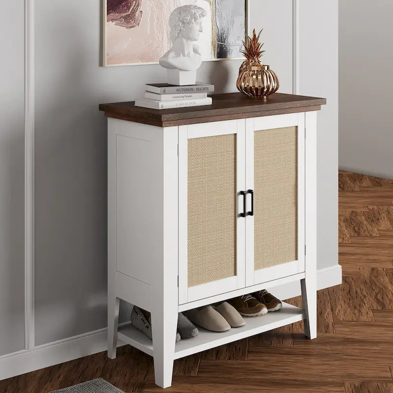 Meuble de rangement en rotin avec portes et étagères