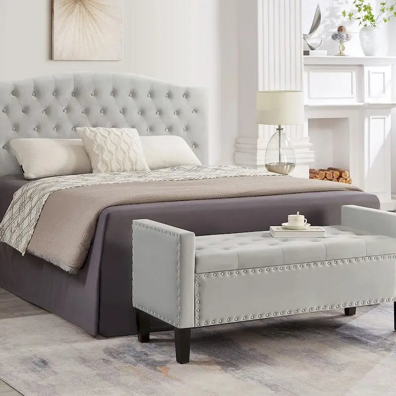 Banc ottoman de rangement capitonné – 122 cm (L) x 47 cm (l) x 56 cm (H)